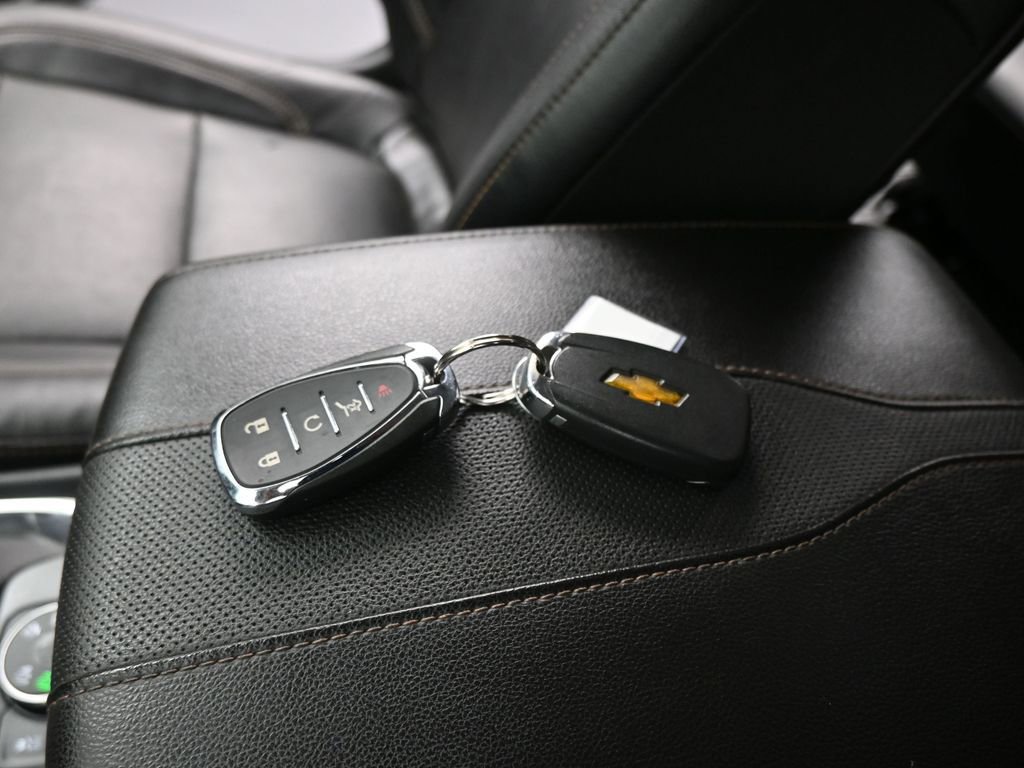 Used 2018 Chevrolet Traverse Premier image 19