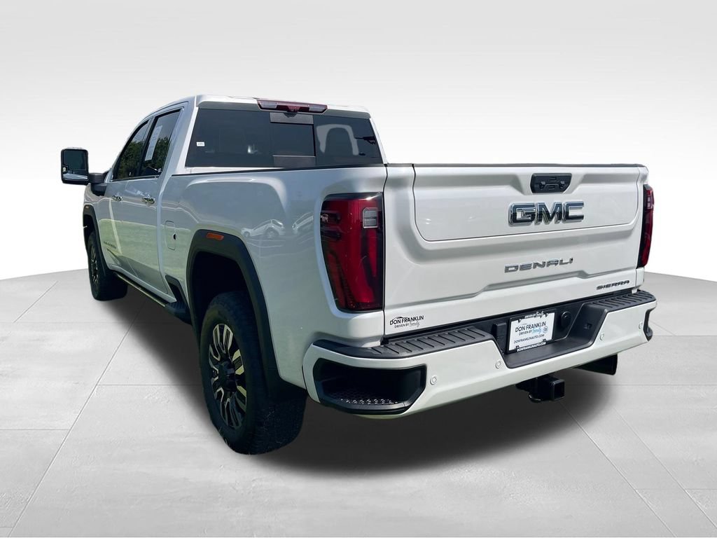 Used 2024 GMC Sierra 2500 Denali Ultimate AWD/4WD image 3