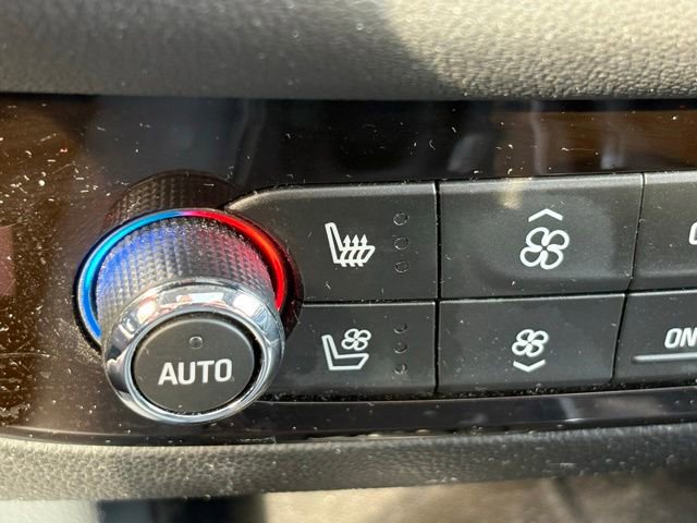 Used 2018 Buick Enclave Premium AWD/4WD image 21