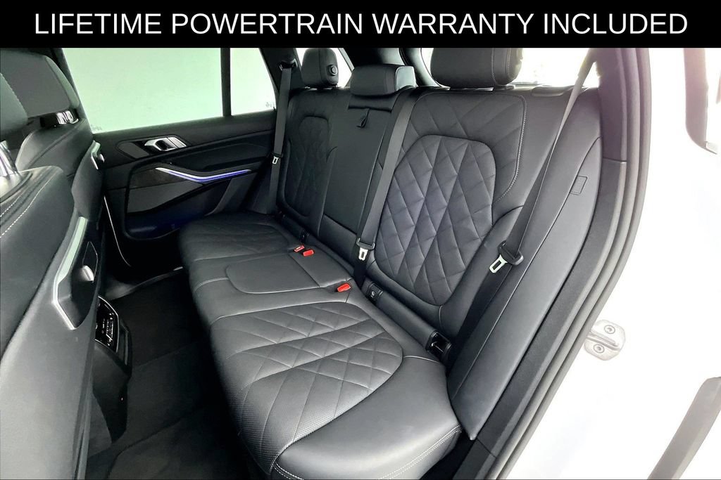 Used 2025 BMW X5 xDrive40i AWD/4WD image 34