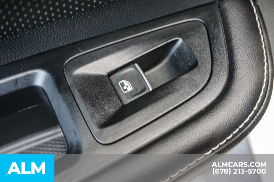 Used 2024 Volkswagen Atlas Cross Sport SE image 53