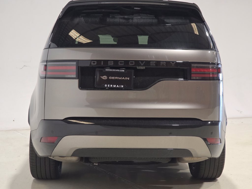 Certified 2025 Land Rover Discovery Dynamic SE AWD/4WD image 6