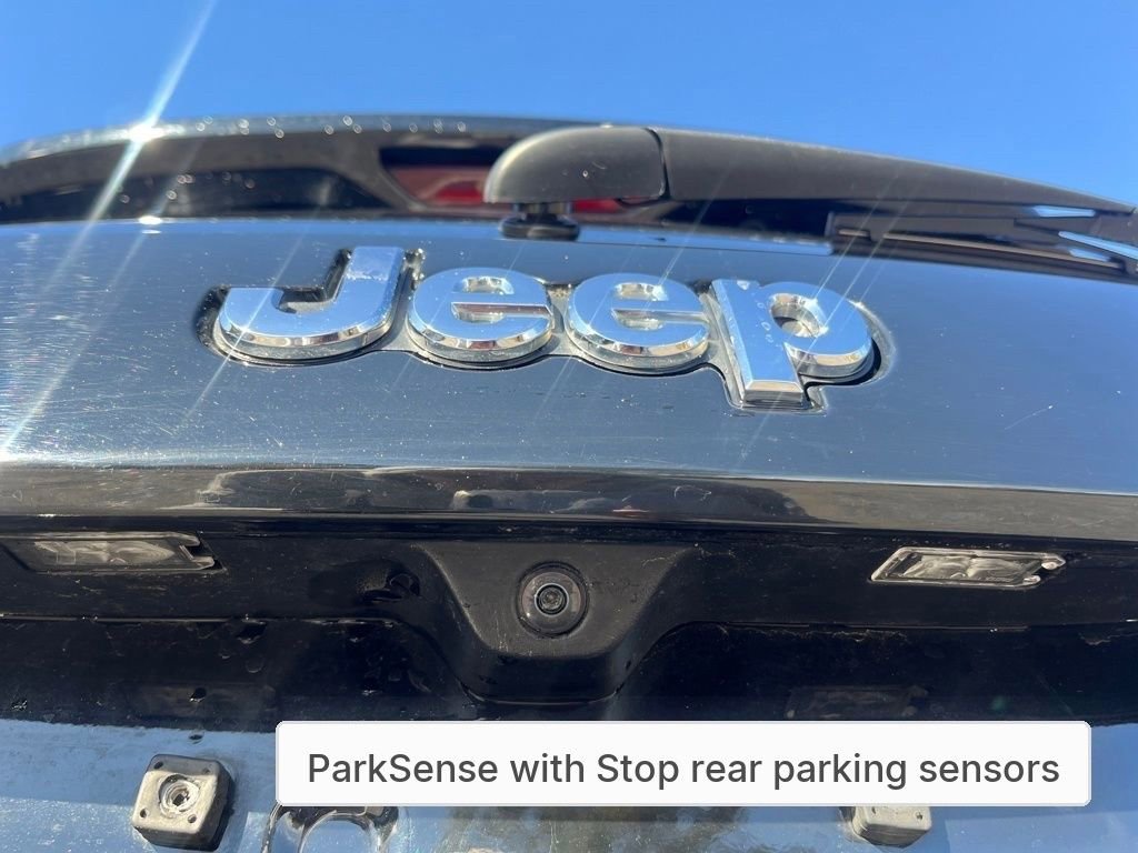 Used 2020 Jeep Grand Cherokee Limited AWD/4WD image 30