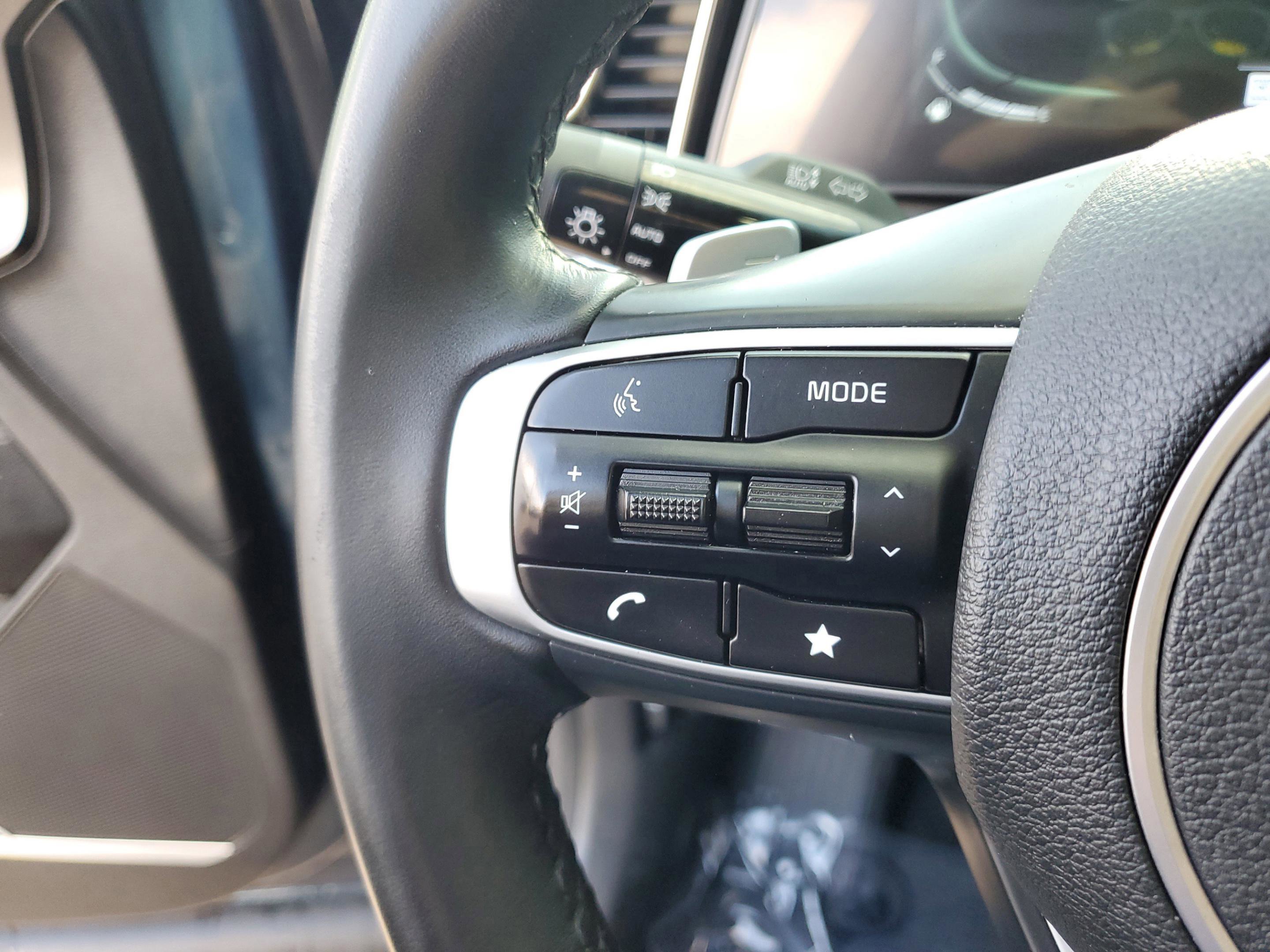 Used 2024 Kia Sportage EX image 23