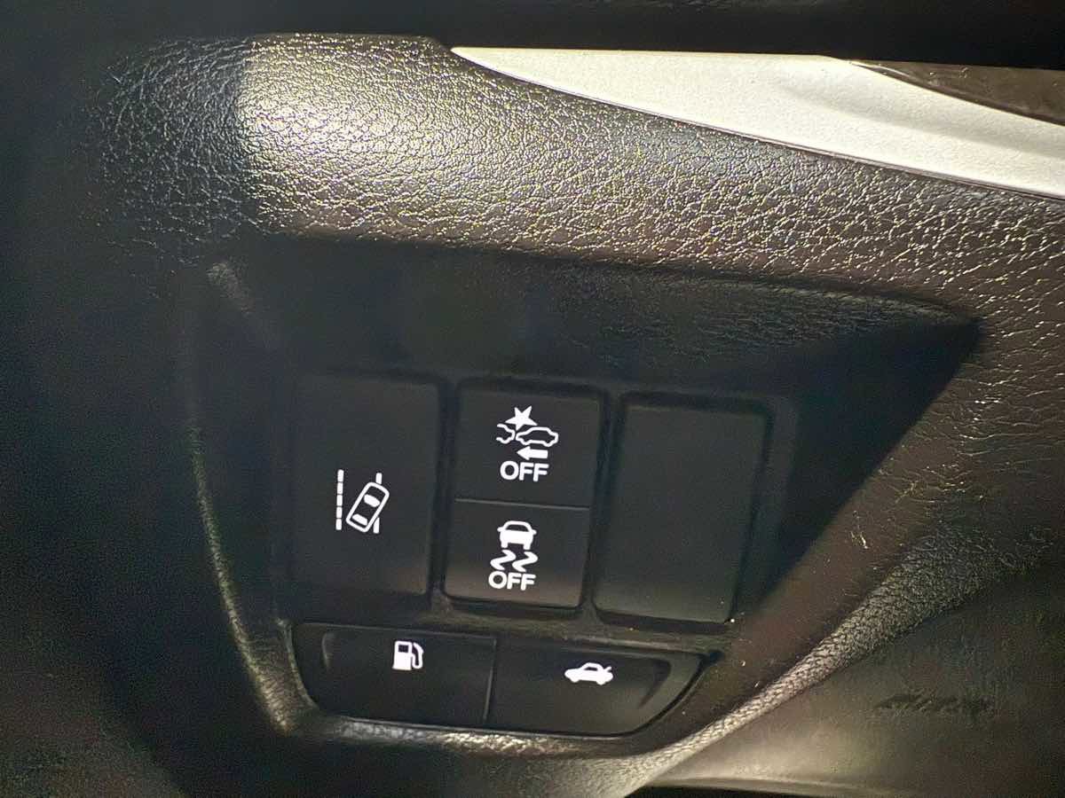 Used 2020 Acura TLX image 23