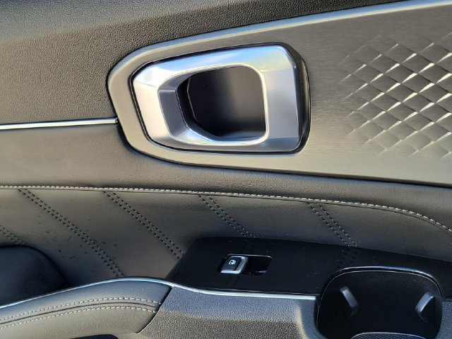 Certified 2023 Kia Sorento SX FWD image 14