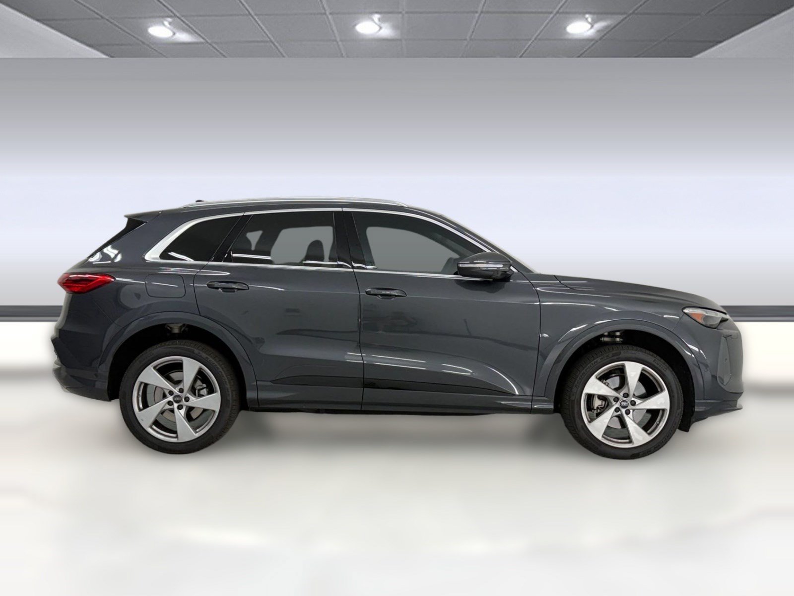 Used 2025 Audi Q5 Premium Plus AWD/4WD image 8