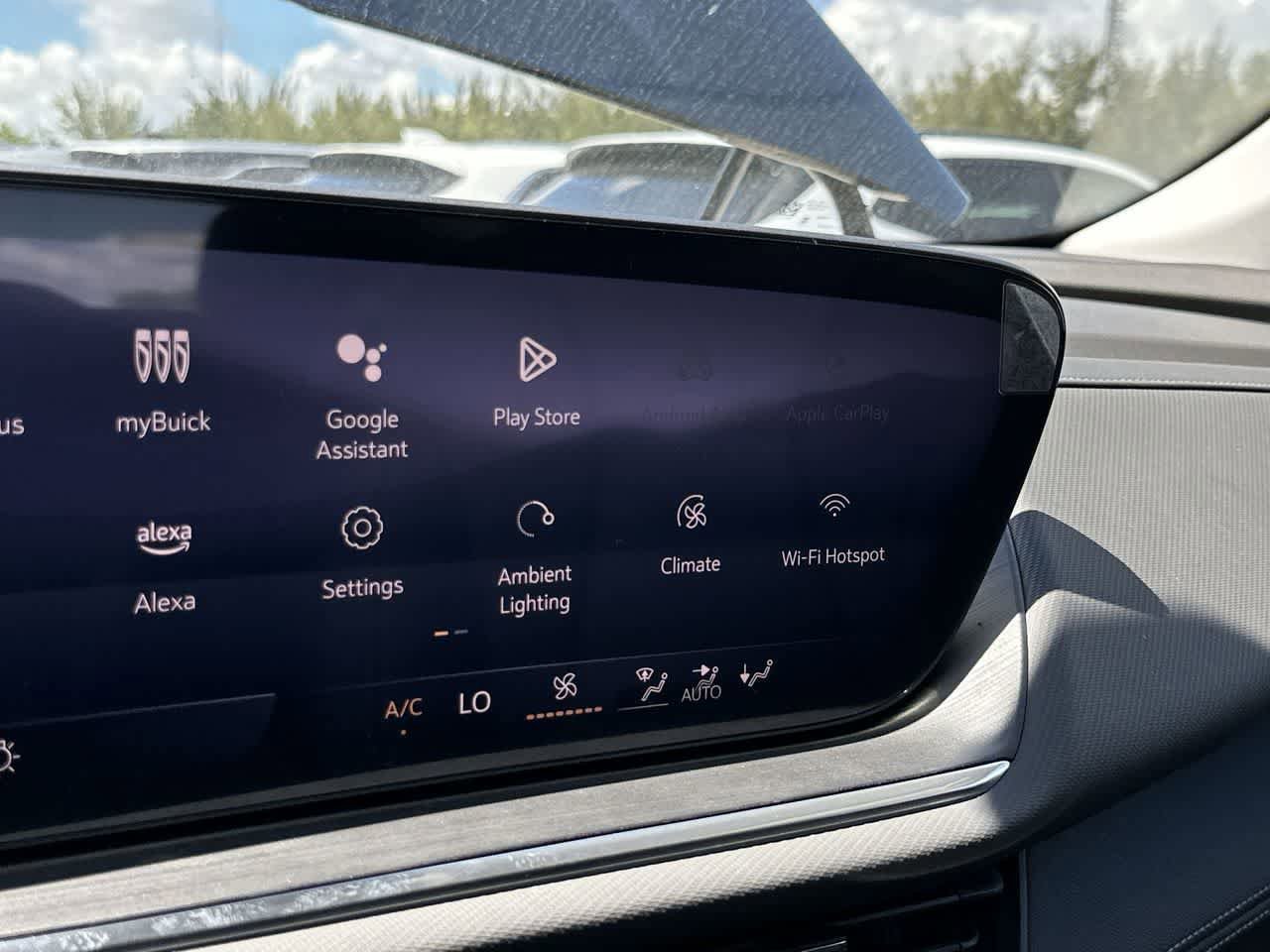 New 2025 Buick Envision Preferred AWD/4WD image 18