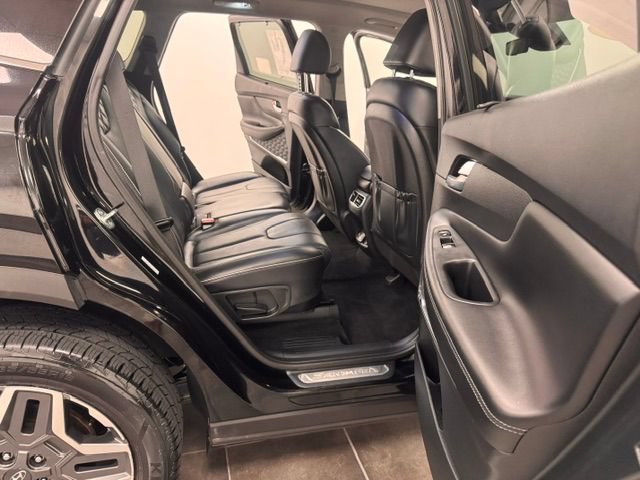 Used 2023 Hyundai Santa Fe Limited AWD/4WD image 14