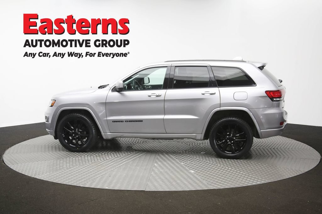 Used 2017 Jeep Grand Cherokee Altitude AWD/4WD image 60