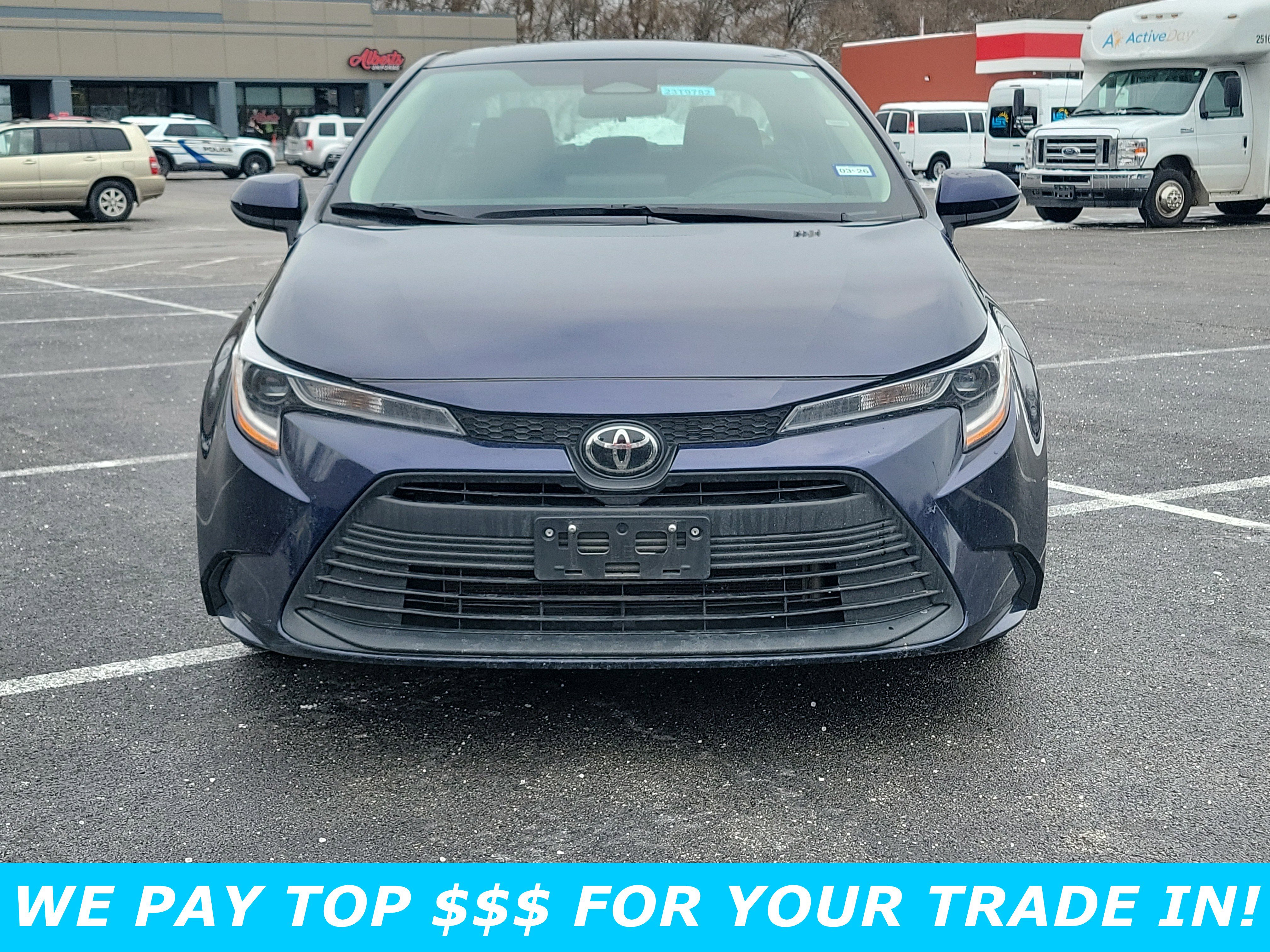 Used 2024 Toyota Corolla LE image 2
