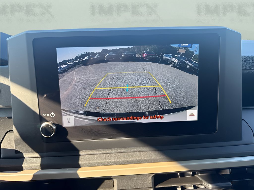 Used 2025 Toyota Tacoma SR RWD image 18
