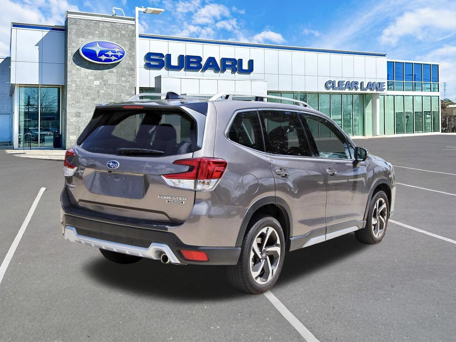 Used 2024 Subaru Forester Touring w/ POP Package 3 AWD/4WD image 6