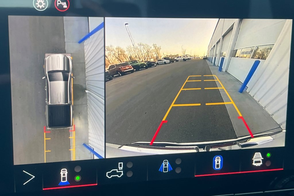 New 2026 GMC Canyon Elevation w/ Convenience Package image 16