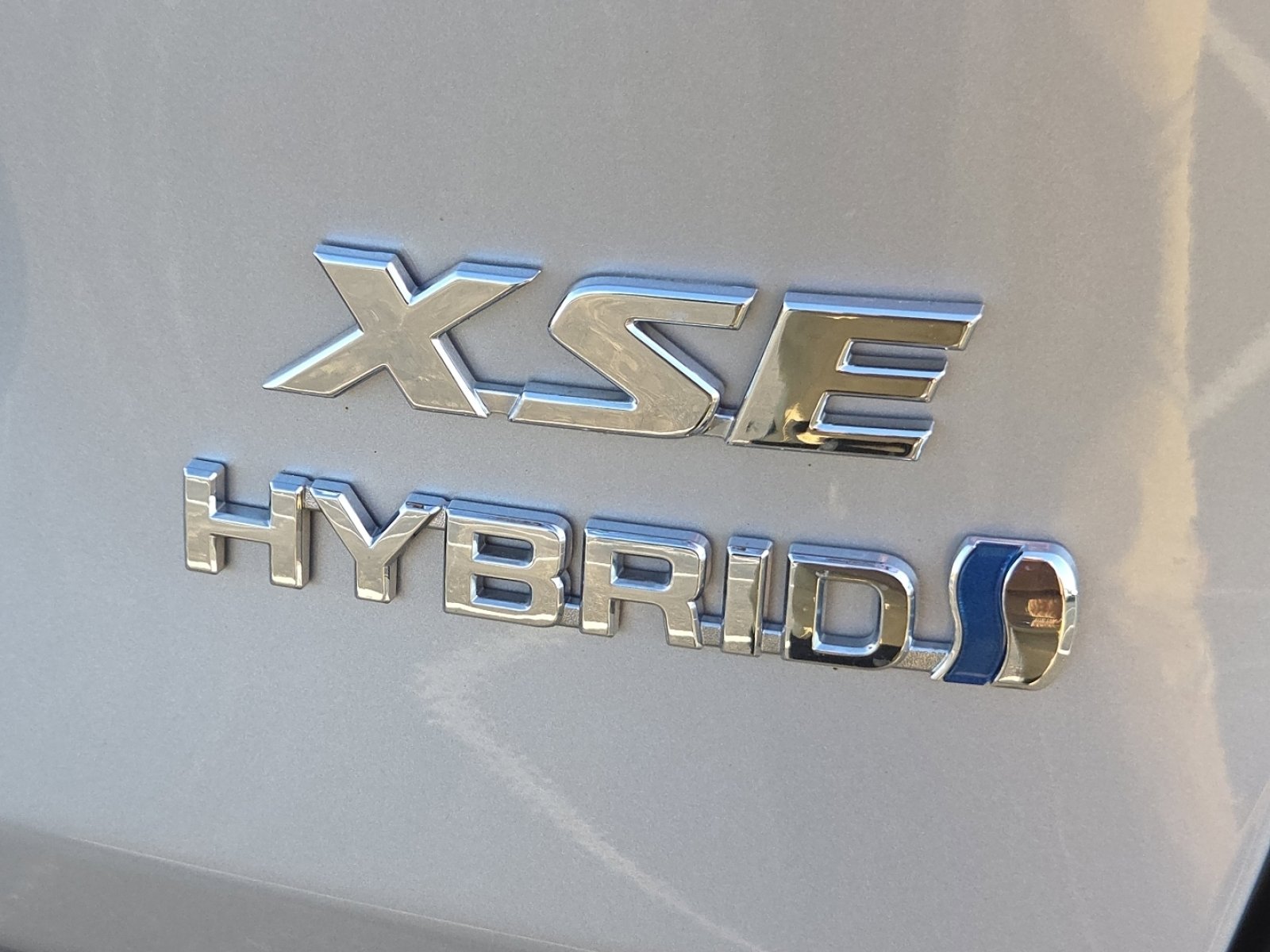 Used 2024 Toyota RAV4 XSE w/ Weather Package image 14