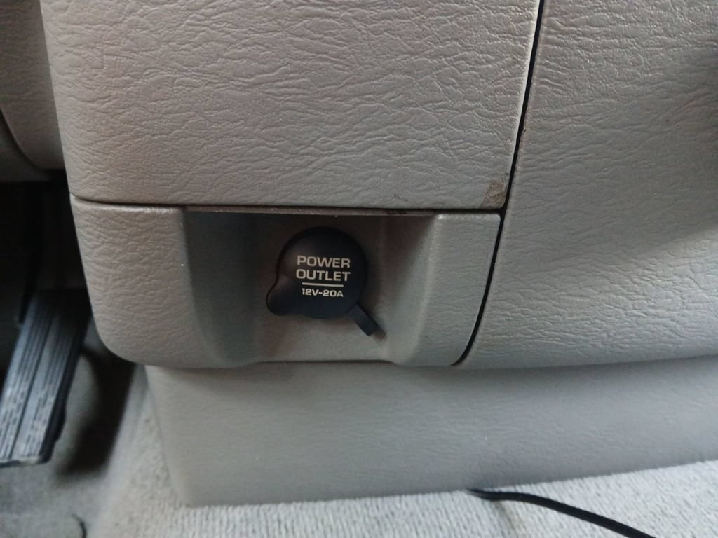 Used 2004 Dodge Ram 3500 Truck SLT w/ Trailer Tow Group AWD/4WD image 6