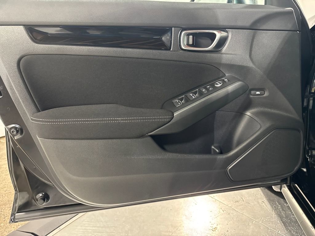 Used 2023 Honda Civic EX image 14