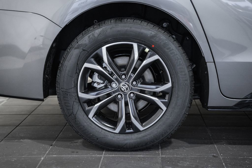 New 2026 Toyota Sienna Platinum image 19