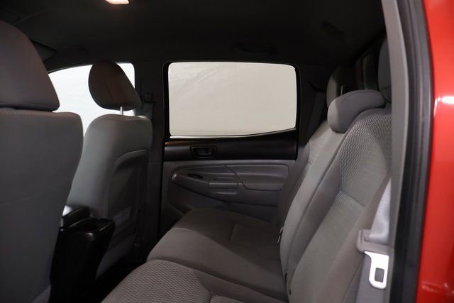 Used 2015 Toyota Tacoma PreRunner image 27