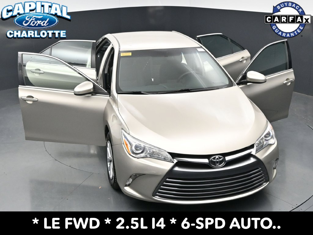 Used 2015 Toyota Camry LE FWD image 32