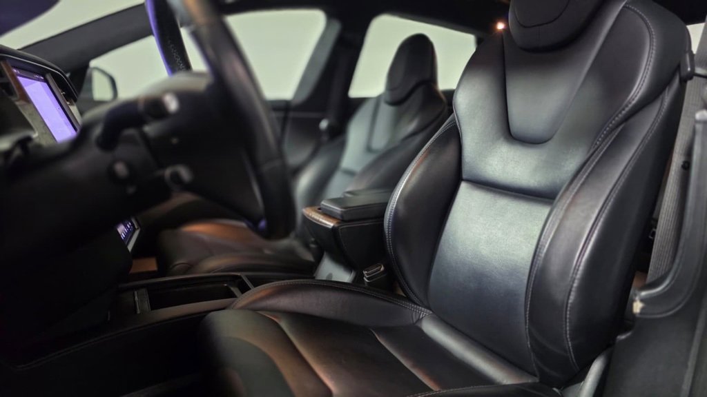 Used 2020 Tesla Model S AWD image 23