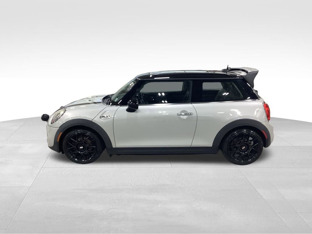 Used 2017 MINI Cooper S image 10