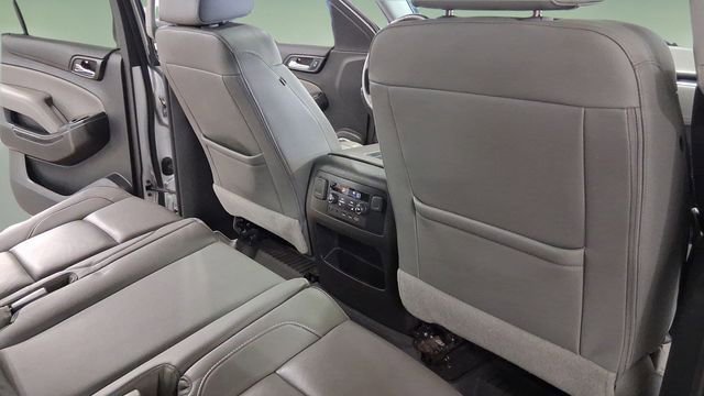 Used 2017 Chevrolet Suburban LT AWD/4WD image 15