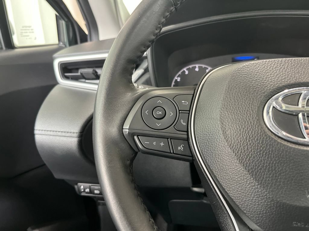 Used 2024 Toyota Corolla Cross LE w/ Moonroof Package AWD/4WD image 7
