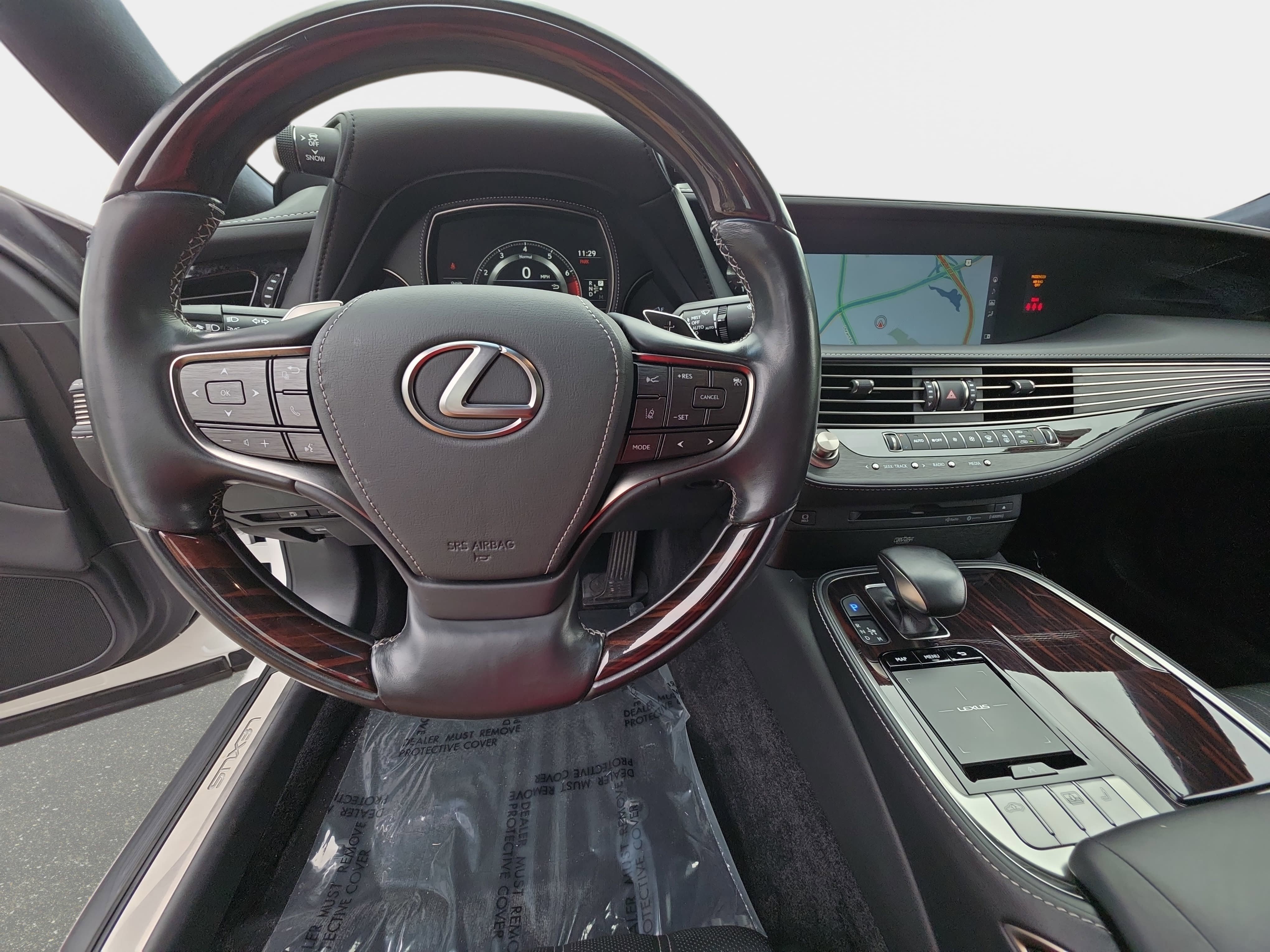 Used 2018 Lexus LS 500 w/ Executive Package RWD image 16