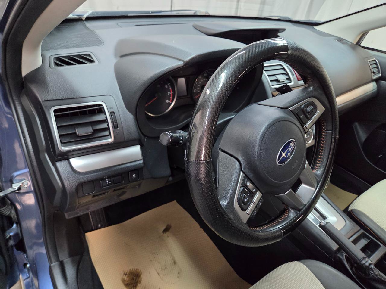 Used 2017 Subaru Crosstrek 2.0i Premium AWD/4WD image 19