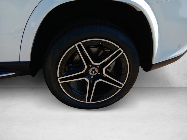 New 2027 Mercedes-Benz GLS 450 4MATIC image 11