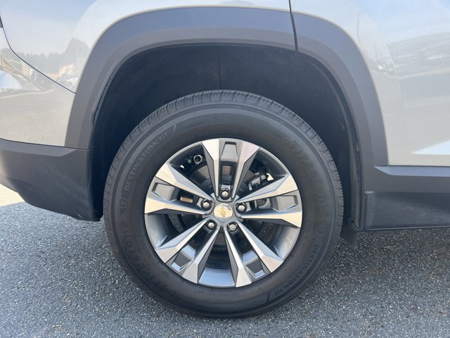 Used 2025 Chevrolet Equinox LT image 26