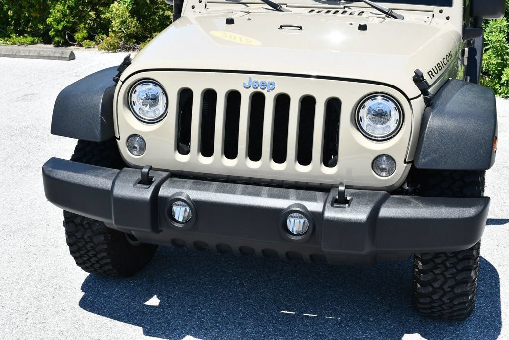 Used 2018 Jeep Wrangler Unlimited Rubicon w/ Connectivity Group AWD/4WD image 10