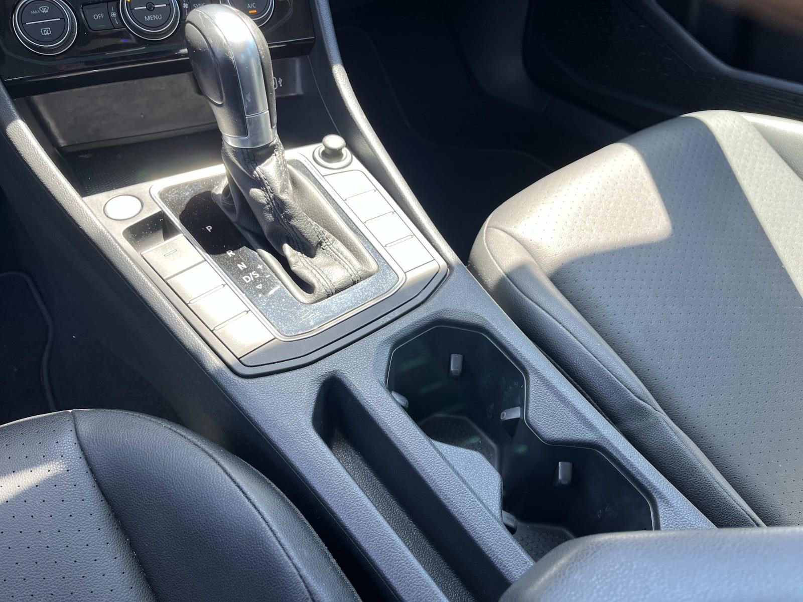 Used 2019 Volkswagen Jetta SE FWD image 31