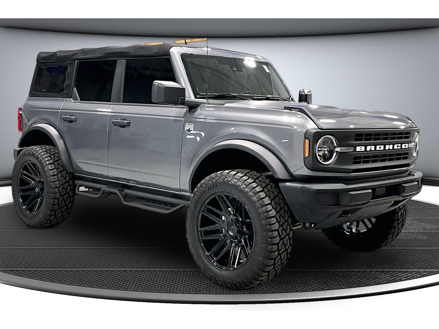 Used 2025 Ford Bronco Big Bend AWD/4WD image 2