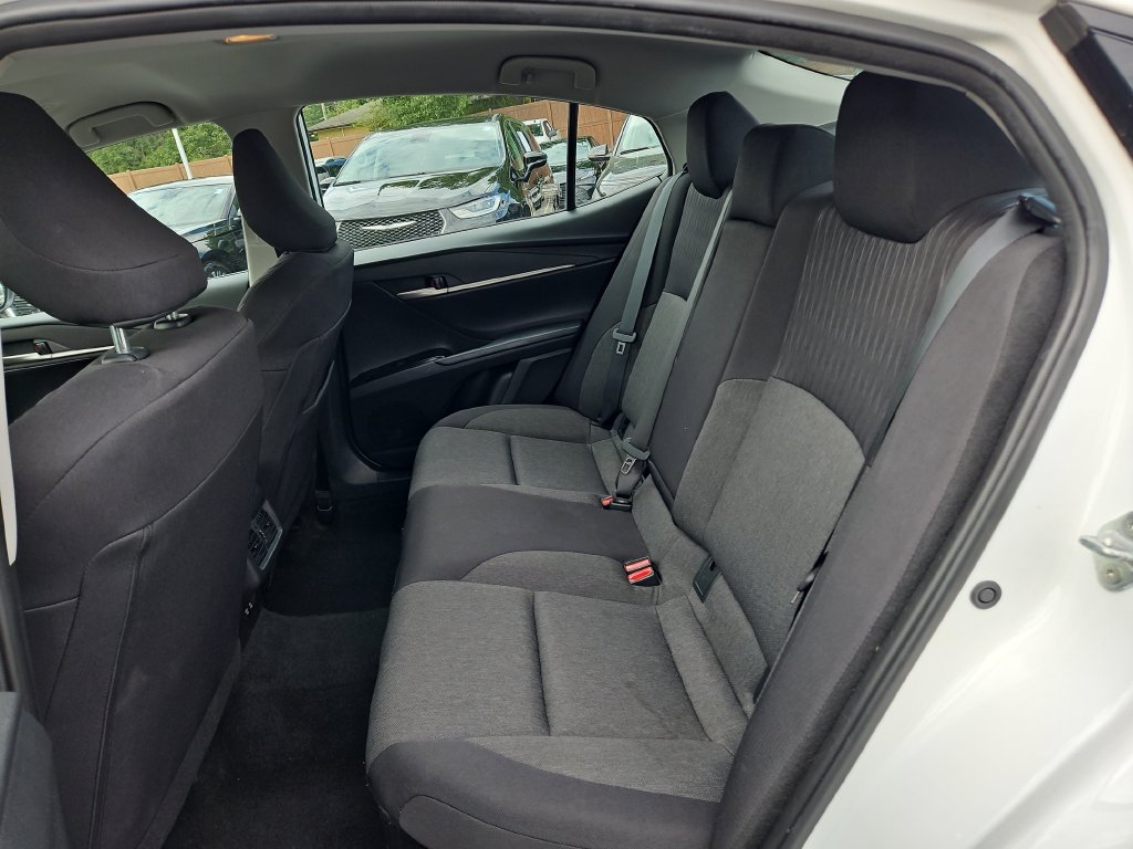 Used 2025 Toyota Camry LE FWD image 16