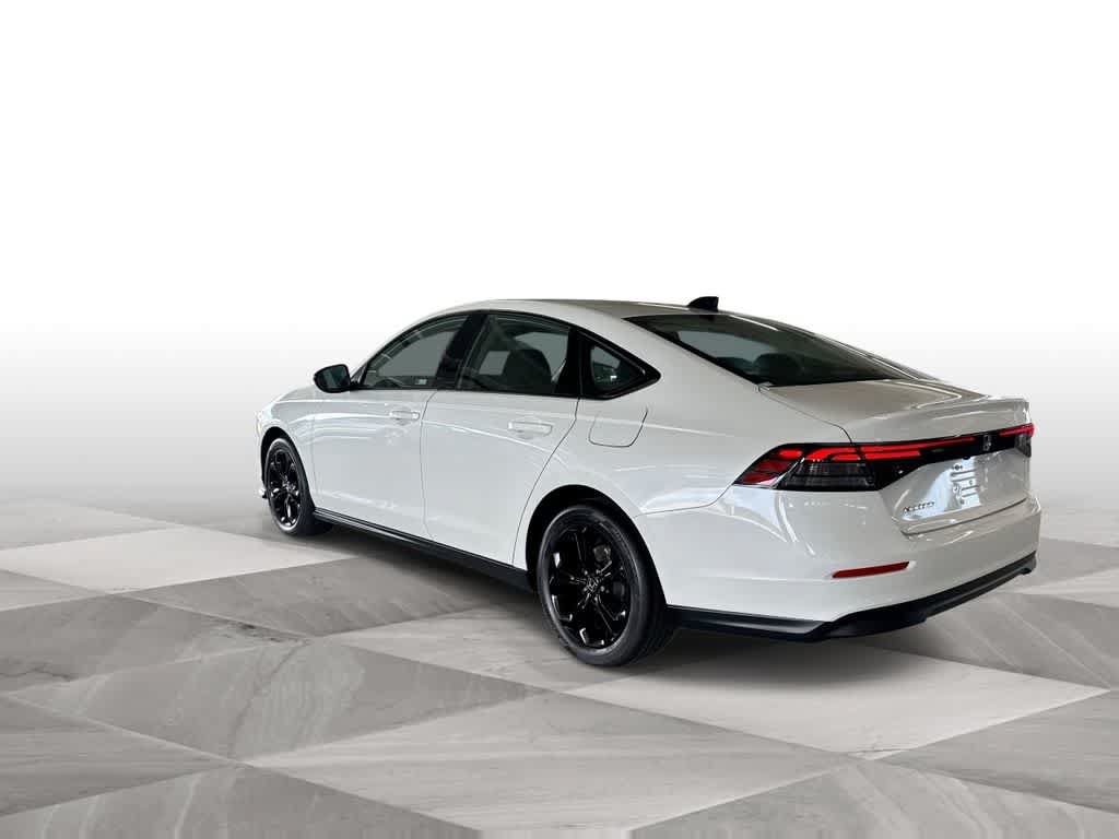 Certified 2025 Honda Accord SE image 6