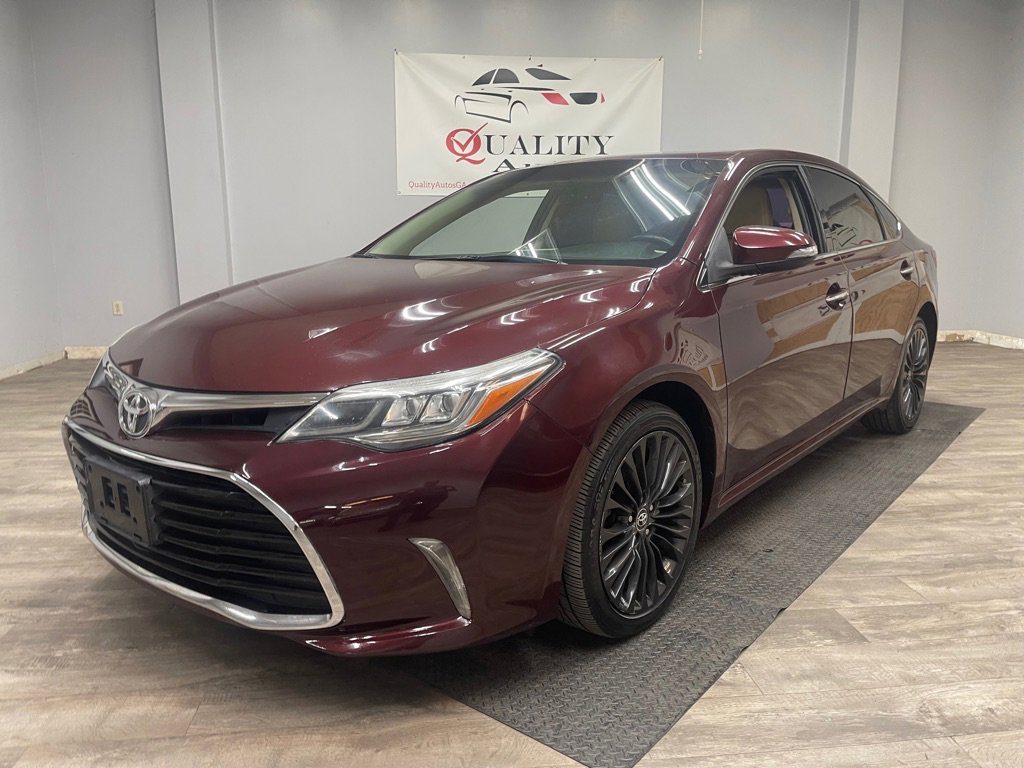 Used 2016 Toyota Avalon Touring image 2