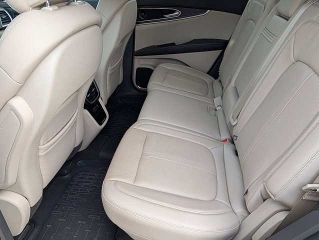 Used 2019 Lincoln Nautilus Reserve image 28