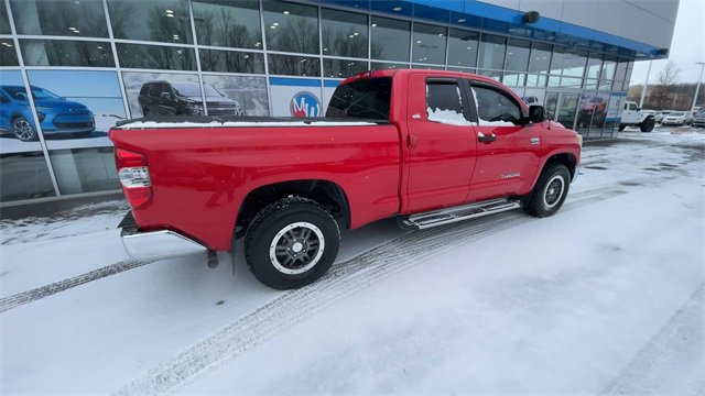 Used 2014 Toyota Tundra SR5 w/ SR5 Upgrade Package image 8