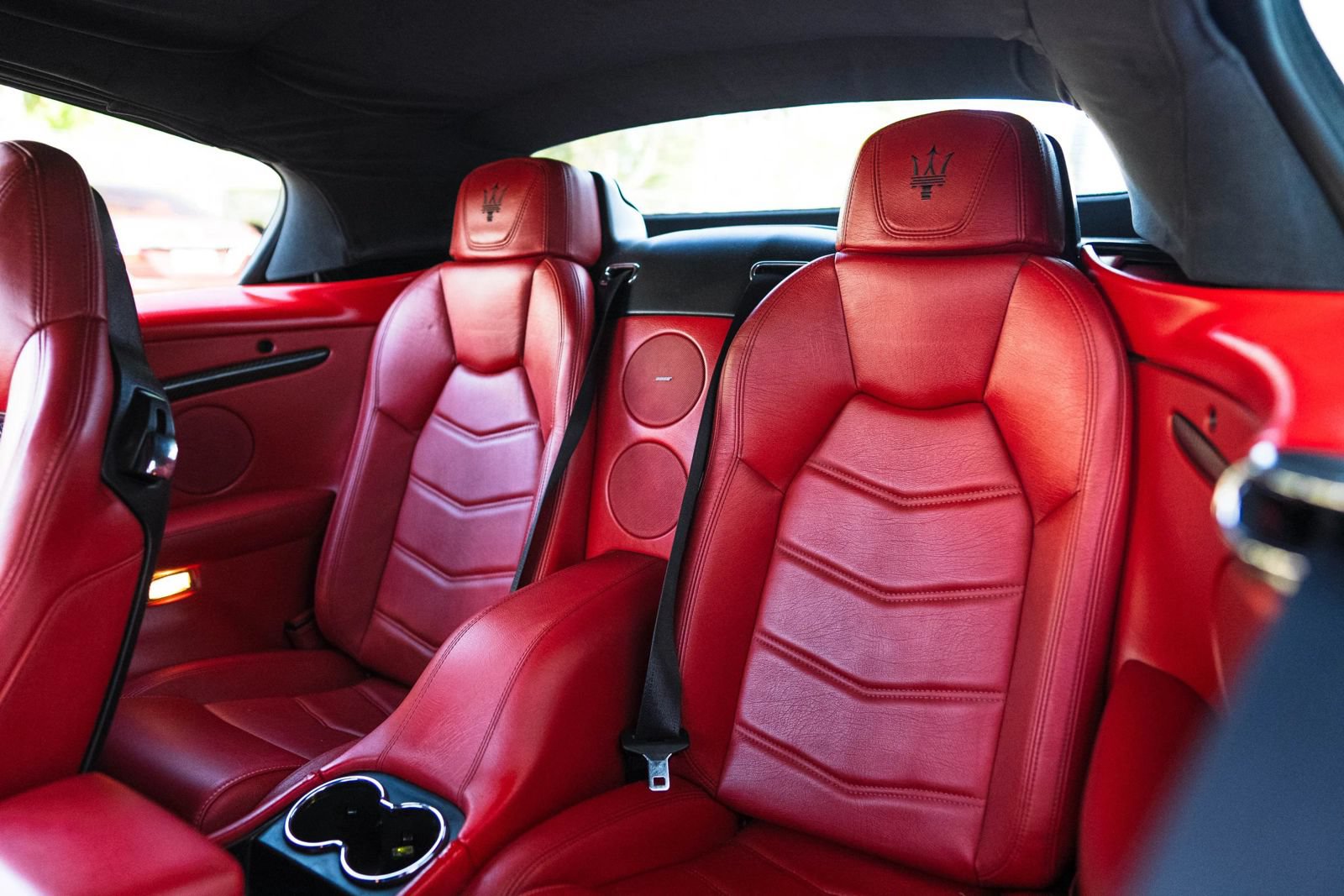 Used 2015 Maserati GranTurismo MC RWD image 21