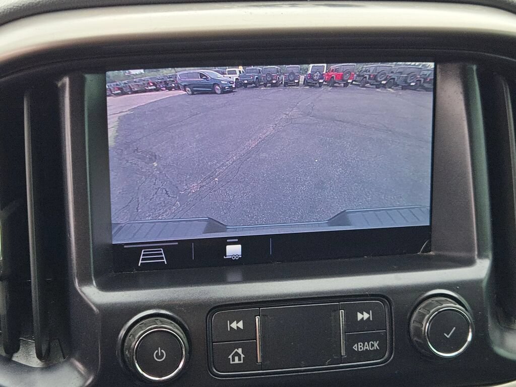 Used 2019 Chevrolet Colorado Z71 RWD image 9