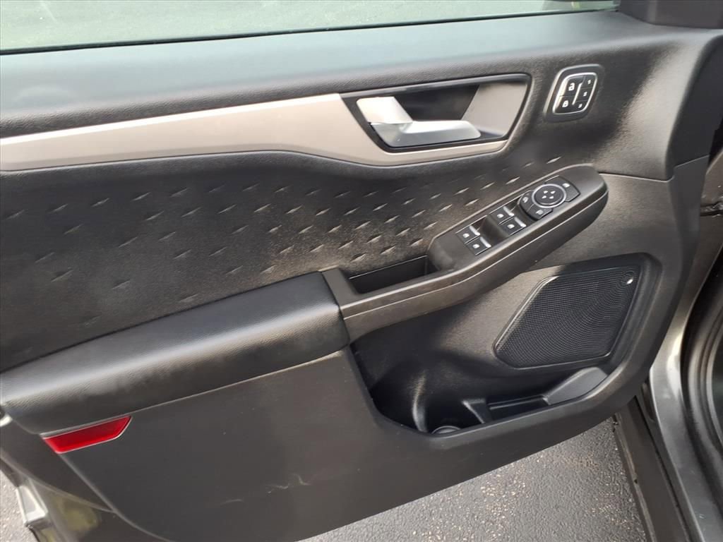 Used 2020 Ford Escape SEL AWD/4WD image 10
