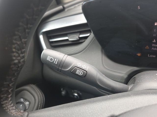 Used 2024 Buick Encore GX Sport Touring AWD/4WD image 39