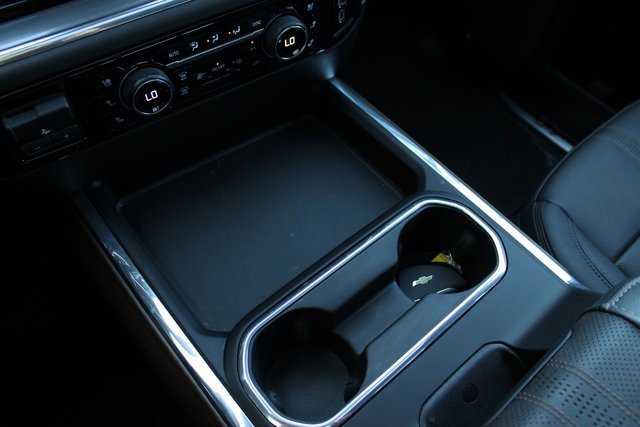 Used 2024 Chevrolet Silverado 2500 High Country w/ High Country Premium Package image 27