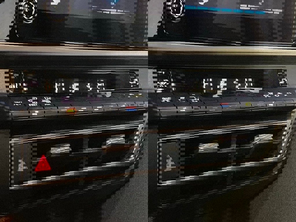 Certified 2025 Toyota Camry LE image 22