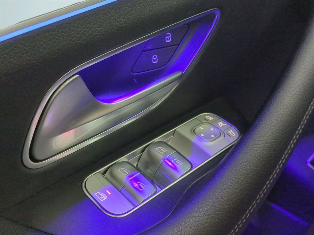 Used 2024 Mercedes-Benz GLE 350 4MATIC w/ Driver Assistance Package image 31