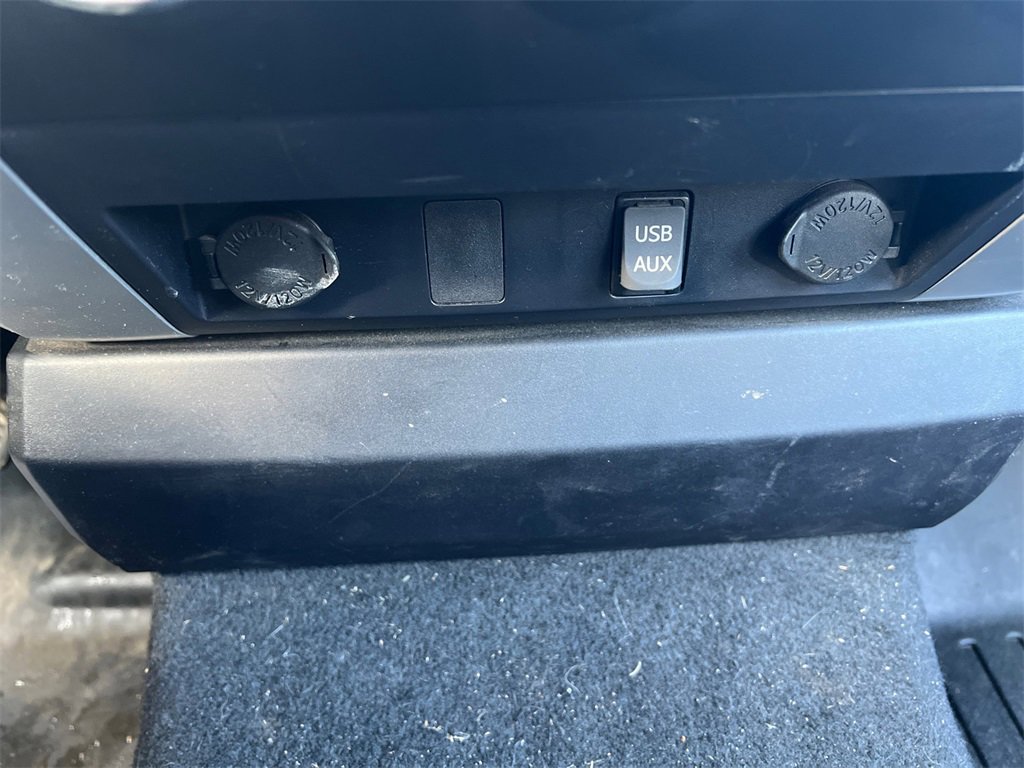 Used 2017 Toyota Tundra SR5 image 21