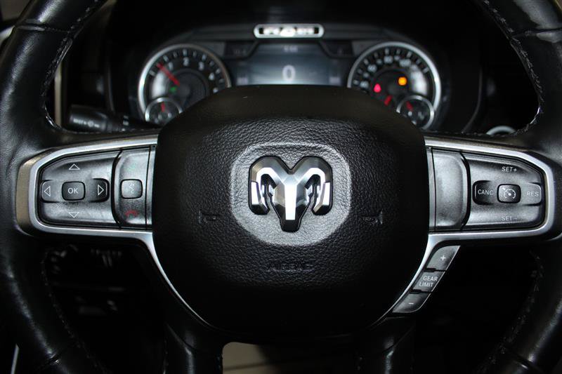 Used 2019 RAM 1500 Laramie AWD/4WD image 16