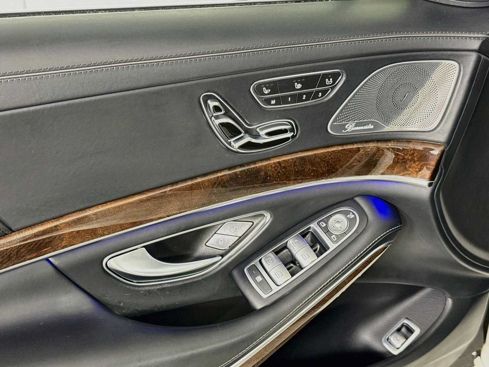 Used 2018 Mercedes-Benz S 560 4MATIC Sedan image 19